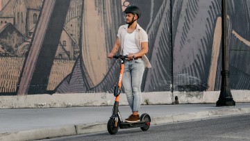 Spin-E-Scooter-Tretroller