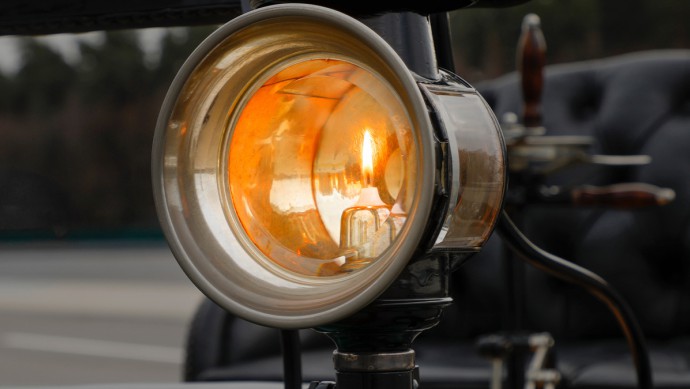 Autolicht - Damals und heute Lichttechnik