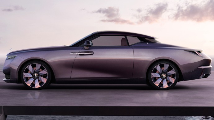 Rolls-Royce Amethyst Droptail Rolls-Royce Amethyst Droptail